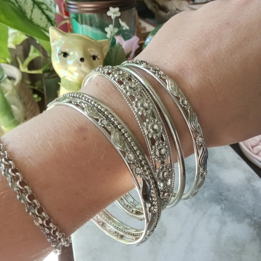 *SOLD*Shiny Polished Silver Bangle Bracelets - Picture 5 of 6